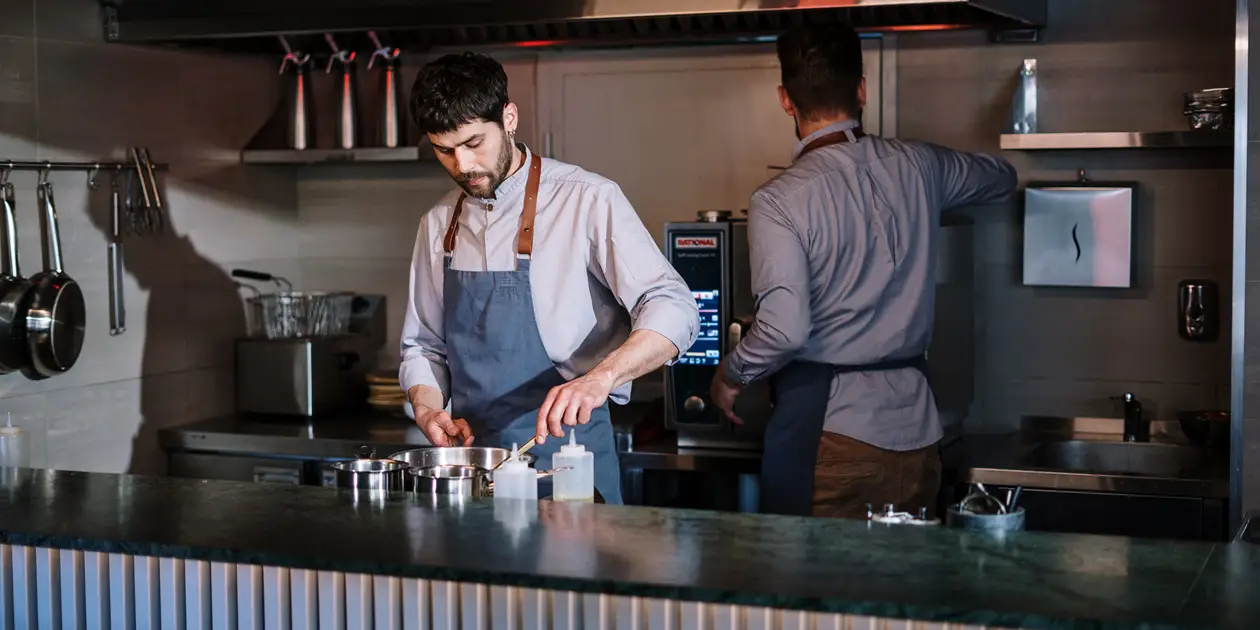 pexels-cottonbro-4253303