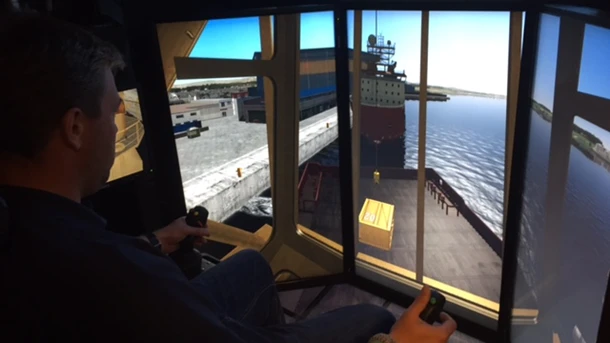 Sim%20sea%202015%20kran%20simulator